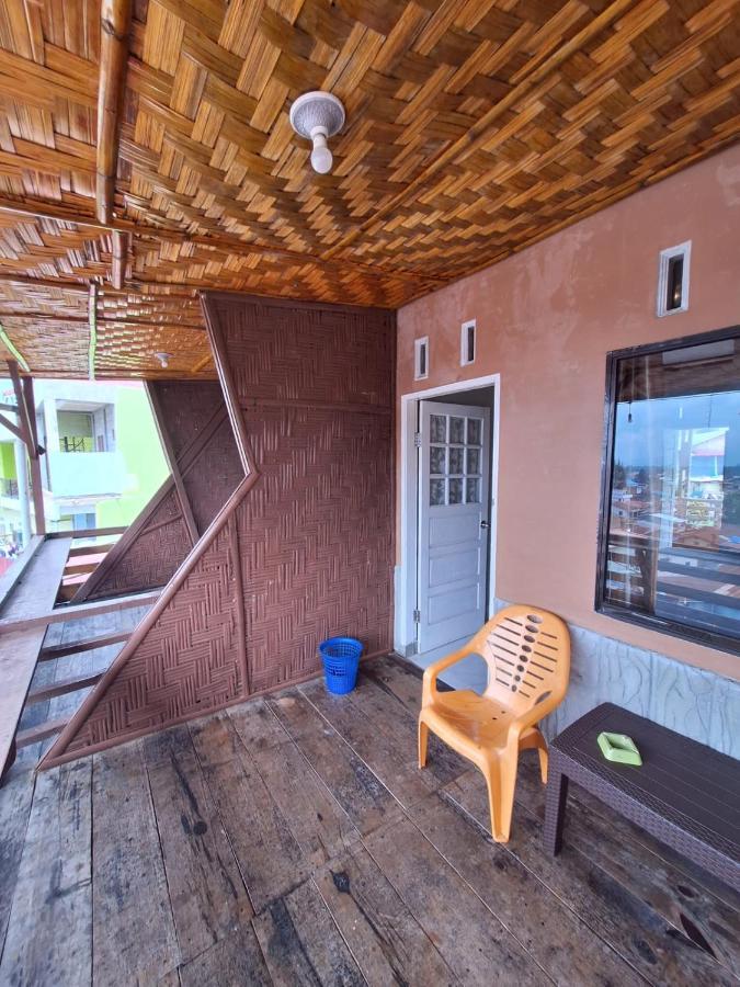 Ron'S Guest House Berastagi Backpacker Rooms Exterior foto
