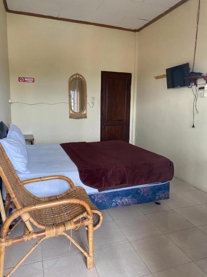 Ron'S Guest House Berastagi Backpacker Rooms Exterior foto